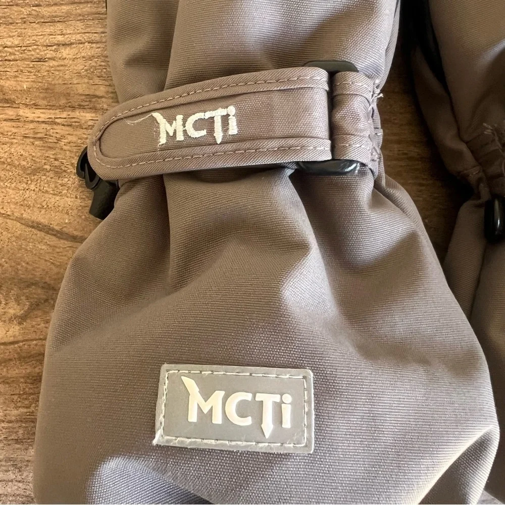 MCTI Kids Waterproof Mitten Size 4 SKU#2462